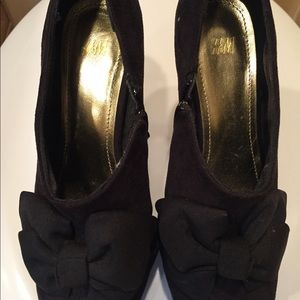 H&M Black Peep Toe Heels